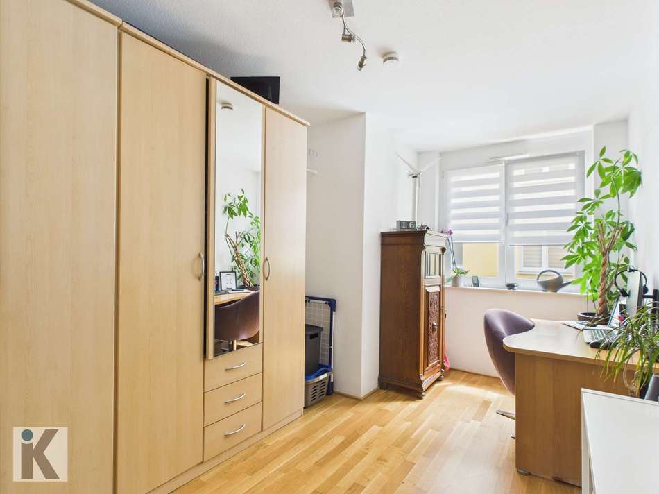 Ankleidezimmer/Büro 