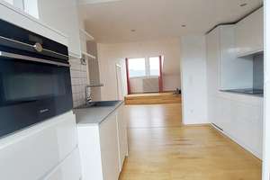 Traumwohnung mitten in der City: super ruhig mit Dachterrasse, Parkett, Aufzug .... – Die vollständige Adresse der Immobilie erhältst du vom Anbieter., 65185 Mitte, Wiesbaden – Vorschaubild 3