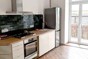 Bestlage Au-Haidhausen: Schöne Altbauwohnung im Rückgebäude mit Balkon