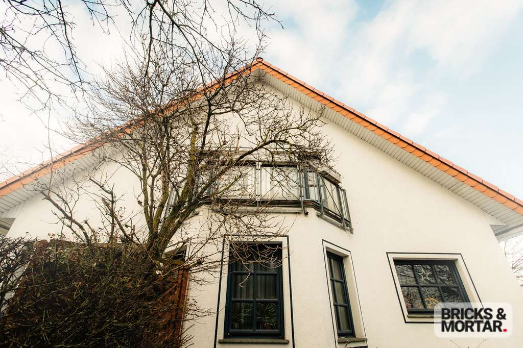 Immobilie in Schkeuditz - Wohntraum für die Familie - Großzügiges Einfamilienhaus mit Kamin & Garten - Bild 1