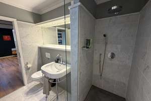 Ohne Makler: Penthouse-Refugium mit privatem Spa, Weitblick und parkähnlicher Anlage in Othmarschen – Walderseestr. 41, 22605 Othmarschen, Hamburg – Vorschaubild 10