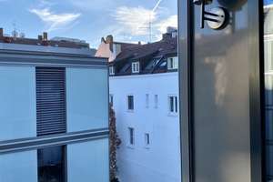 Zuhause mit 2,5 Zimmern und Balkon in Stuttgart West – Falkertstrasse 71b, 70176 Rosenberg, Stuttgart – Vorschaubild 1