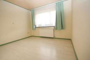 Großzügige Wohnung in zentraler Lage umgeben von Grün! – Die vollständige Adresse der Immobilie erhältst du vom Anbieter., 41179 Rheindahlen-Mitte, Mönchengladbach – Vorschaubild 2