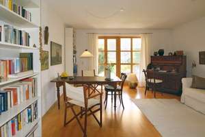 Stilvolles Wohnen: 2 Zimmer Whg in Bad Tölz zur Untermiete Dezember 2026 bis April 2027 – 83646 Bad Tölz – Vorschaubild 1