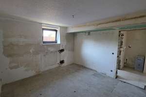 Komplett sanierte, helle und ruhige Souterrain-Wohnung in gepflegtem 9-Familienhaus, provisionsfrei – Im Rheintal 14, 50997 Meschenich, Köln – Vorschaubild 14