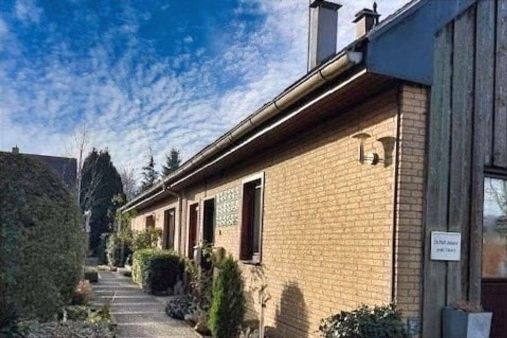 Immobilie in Bremervörde - Modernisiertes 3 Familienhaus mit 2 vermieteten Wohnungen! - Bild 3