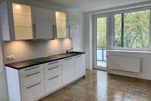 Erst 2021 kernsanierte 3-Zi Wohnung mit Balkon im 1.OG zum 01.07. zu vermieten! KFZ SP im Innenhof! – Die vollständige Adresse der Immobilie erhältst du vom Anbieter., 24143 Gaarden-Ost, Kiel – Vorschaubild 3