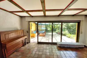 CITYHOUSE: Freistehendes Einfamilienhaus mit großem Grundstück, Außenpool, Sauna, Kamin und Garage – Rheinisch-Bergischer Kreis – Vorschaubild 8