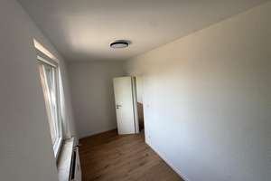 Schöne und frisch renovierte 3ZKB sucht neue Mieter – Polderweg 3, 33729 Heepen, Bielefeld – Vorschaubild 6