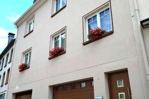Großzügiges Einfamilienhaus lädt zum Wohnen und Leben ein! – Die vollständige Adresse der Immobilie erhältst du vom Anbieter., 54673 Neuerburg – Vorschaubild 1