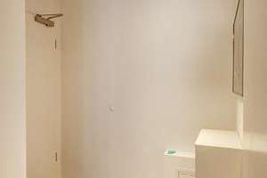 Möbliert: Großzügige 2-Zimmer Wohnung in ruhiger Innenhoflage  – Die vollständige Adresse der Immobilie erhältst du vom Anbieter., 80799 Universität, München – Vorschaubild 10