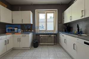 Attraktive Doppelhaushälfte mit Ausbaureserve, Garten und Garage – Die vollständige Adresse der Immobilie erhältst du vom Anbieter., 91522 Hennenbach, Ansbach – Vorschaubild 2