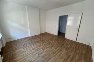 Gemütliche 3-Zimmer-Wohnung im Erdgeschoss mit Balkon! – Otto-Richter-Straße 10, 39116 Sudenburg, Magdeburg – Vorschaubild 2