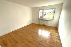 Attraktive 3-Zimmer-Wohnung mit Tageslichtbad! – Middeldorper Weg 41, 45327 Katernberg, Essen – Vorschaubild 2