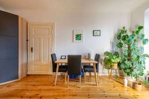 Bezugsfrei: im grünen Innenhof: 1.5-Zimmer-Altbauwohnung – Die vollständige Adresse der Immobilie erhältst du vom Anbieter., 10559 Moabit, Berlin – Vorschaubild 8