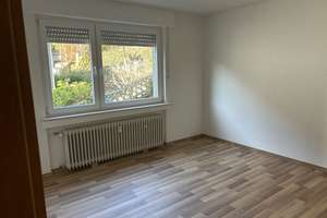 Geschmackvolle 3-Raum-Hochparterre-Wohnung mit gehobener Innenausstattung mit Balkon in Solingen – Agnesstraße 25, 42651 Solingen-Mitte, Solingen – Vorschaubild 13