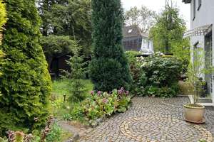 Schöne 140m²  DHH in 35683 Dillenburg,  4 Zimmer, Terrasse, Garten – Die vollständige Adresse der Immobilie erhältst du vom Anbieter., 35683 Dillenburg – Vorschaubild 3