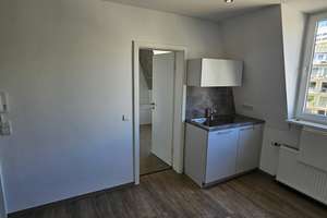 2,5-Zimmer Dachgeschosswohnung in Rüttenscheid inkl. hochwertiger Einbauküche – Christophstraße 10, 45130 Rüttenscheid, Essen – Vorschaubild 12