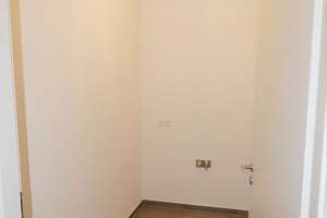 Toll geschnittene 2-Zi. Whg mit Balkon, Parkett, FBH, AR und TG! – Erich-Zeigner-Allee 62 c, 4229 Plagwitz, Leipzig – Vorschaubild 8