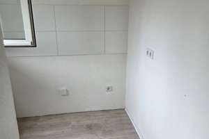 Saniertes 1-ZKB-Single-Apartment mit Balkon in Gelsenkirchen-Horst – Steinrottstraße 21a, 45899 Horst, Gelsenkirchen – Vorschaubild 5
