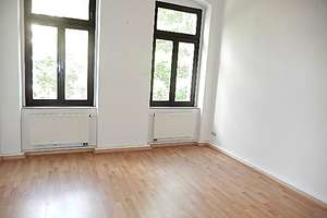 2 R.Whg. Chemnitz Kaßberg , Lift, lichtdurchflutet, Laminat, Bad mit Wanne, Küche mit Fenster, – Franz-Mehring-Straße 2, 9112 Kaßberg, Chemnitz – Vorschaubild 10