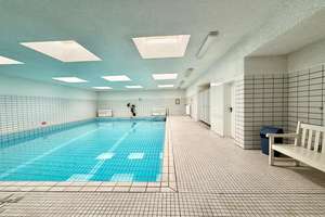 Schöne und helle 3-Zimmerwohnung mit 2 Balkonen, Schwimmbad und Tiefgaragenplatz – Die vollständige Adresse der Immobilie erhältst du vom Anbieter., 40472 Lichtenbroich, Düsseldorf – Vorschaubild 12