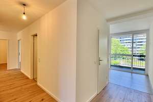 Vollständig renovierte 4-Zimmer-Wohnung im 3. OG mit 2 Balkonen und Garage in Köln-Weiden – Lübecker Str. 13, 50858 Weiden, Köln – Vorschaubild 24