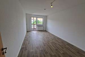 **FAMILIEN WILLKOMMEN**4-Zimmer-Wohnung // Balkon // Bad mit Wanne // 4.OG // ab sofort – Ringstraße 183, 4209 Grünau-Mitte, Leipzig – Vorschaubild 8