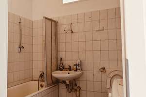 Bezugsfrei, sanierte Kapitalanlage 1. Z Wohnung zentral, hell, Balkon, Keller, S-Stresowstr. – Stresowstraße 3, 13597 Spandau (Ortsteil), Berlin – Vorschaubild 8