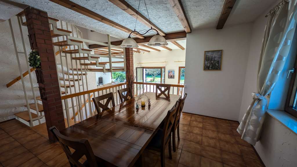 Immobilie in Wartenberg-Rohrbach - Traumanwesen im Grünen: Großzügiges Einfamilienhaus mit Einliegerwohnung & Parkgarten  - Bild 3