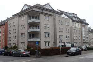 Leerstehende 2-Zimmer Wohnung in gepflegtem Mehrfamilienhaus