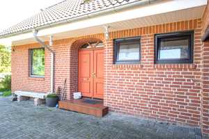 *** Geräumiges Haus in wunderbarer Sackgassenlage *** 
zentrumsnah, innovativ erbaut, toller Garten – Leer (Kreis) – Vorschaubild 4
