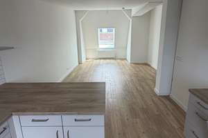 Hochwertige 2 -Zimmer DG Wohnung nach DG-Ausbau, nur schriftl. Anfragen – Holtenauer Strasse 205, 24106 Wik, Kiel – Vorschaubild 6