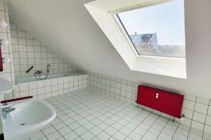 Helle lichtdurchflutete Wohnräume auf 2 Etagen incl. Aufzug 6. Stock – Die vollständige Adresse der Immobilie erhältst du vom Anbieter., 65195 Westend / Bleichstraße, Wiesbaden – Vorschaubild 12