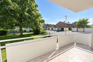 !!! Optimal aufgeteilte, helle 3 Zimmer + EINBAUKÜCHE, BALKON und TERRASSE in Köln-Pesch !!!