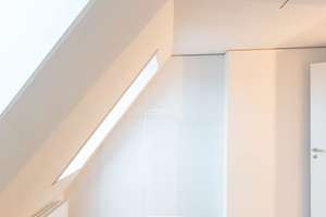 HOMESK - 4-Zimmer-DG-Maisonette-Wohnung mit Aufzug und EBK direkt am U-Bhf. Eberswalder Straße – Schönhauser Allee 143, 10435 Prenzlauer Berg, Berlin – Vorschaubild 9