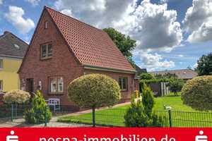Kleines, vermietetes Einfamilienhaus mit Garage und Terrasse in zentrumsnaher Wohnlage – Nordfriesland (Kreis) – Vorschaubild 1