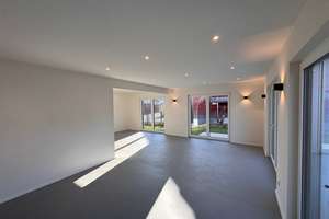 Sonniges TRAUMHAUS | Top Ausgestattetes EFH - TAROS Concept – Die vollständige Adresse der Immobilie erhältst du vom Anbieter., 83024 Nord, Rosenheim – Vorschaubild 2