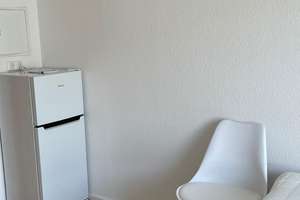 Moderne möblierte 1-Zimmer-Wohnung mit Einbauküche in Augsburg – Königsbrunner Straße 71, 86179 Haunstetten-Süd, Augsburg – Vorschaubild 4