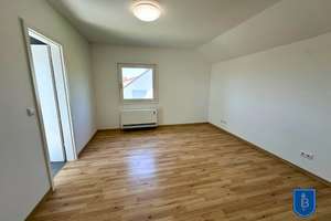 Ihr Rückzugsort im Grünen mit Kaminofen, Loggia und herrlicher Aussicht – Die vollständige Adresse der Immobilie erhältst du vom Anbieter., 72574 Bad Urach – Vorschaubild 20