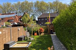 „Duisburg-Wehofen: Reihenmittelhaus mit Garten, offener Wohnküche und historischem Charme“ – 47179 Wehofen, Duisburg – Vorschaubild 4