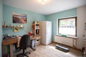 Einfamilienhaus mit Einliegerwohnung in Kölln-Reisiek – Die vollständige Adresse der Immobilie erhältst du vom Anbieter., 25337 Kölln-Reisiek – Vorschaubild 5