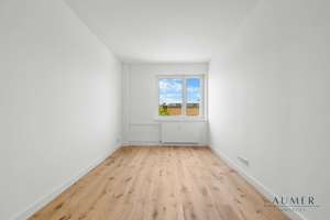 Lichtdurchflutete 3-Zimmer-Wohnung mit Südwest-Balkon zum Innenhof in Berlin-Mitte – Die vollständige Adresse der Immobilie erhältst du vom Anbieter., 13355 Gesundbrunnen, Berlin – Vorschaubild 9