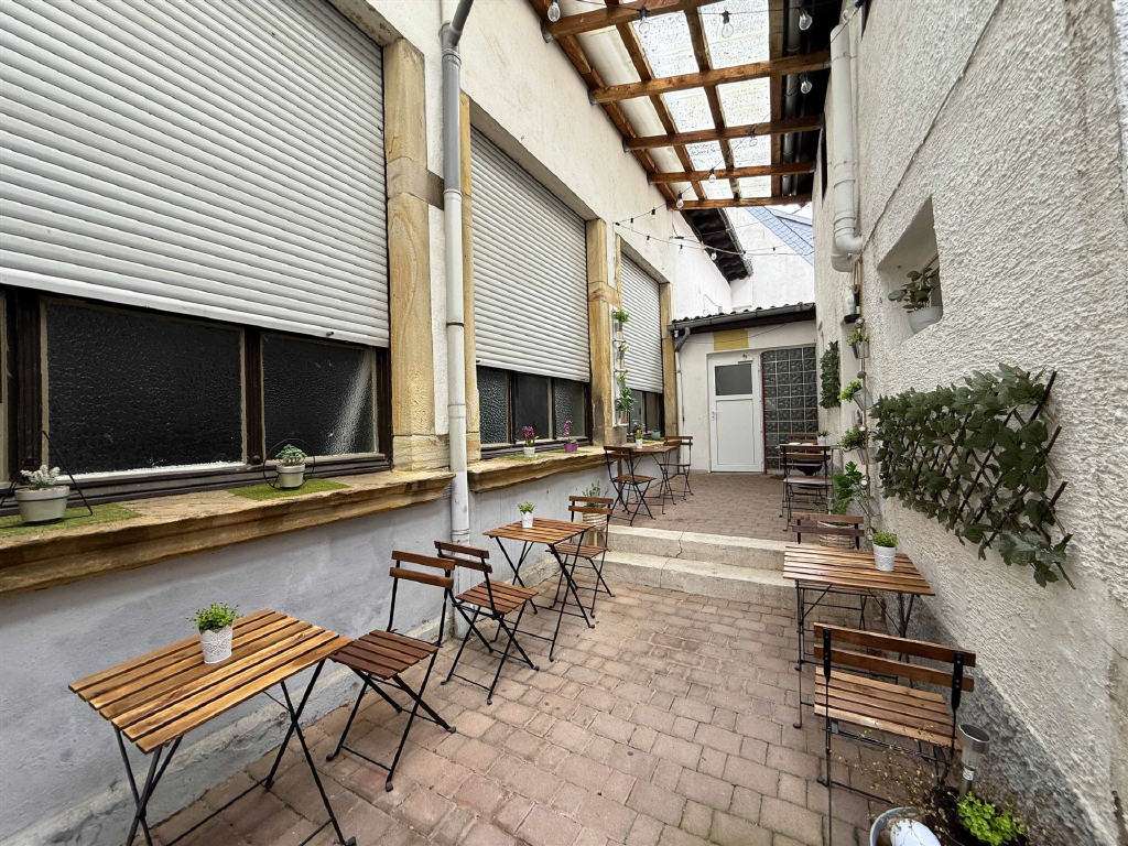 Immobilie in Alzey - **Top-Gelegenheit im Zentrum von Alzey** Großzügiges Wohn- und Geschäftshaus mit vielen Möglic - Bild 1