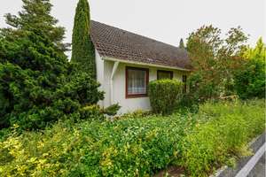 Einfamilienhaus mit Garten, Garage und viel Entwicklungspotenzial - Bremerhaven Schiffdorferdamm – Die vollständige Adresse der Immobilie erhältst du vom Anbieter., 27574 Schiffdorferdamm, Bremerhaven – Vorschaubild 3
