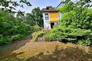 familienfreundliches Reihenendhaus, 4 Zimmer, Terrasse und Garten