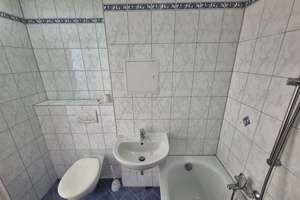 3-Zimmer-Wohnung mit sonniger Loggia | Bezugsfrei, praktisch und preiswert – Die vollständige Adresse der Immobilie erhältst du vom Anbieter., 4347 Schönefeld-Ost, Leipzig – Vorschaubild 11