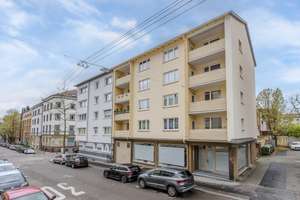 8-Familienhaus + Gewerbe im Erdgeschoss und 3 Garagen - Sicheres Investment – Die vollständige Adresse der Immobilie erhältst du vom Anbieter., 70176 Feuersee, Stuttgart – Vorschaubild 2