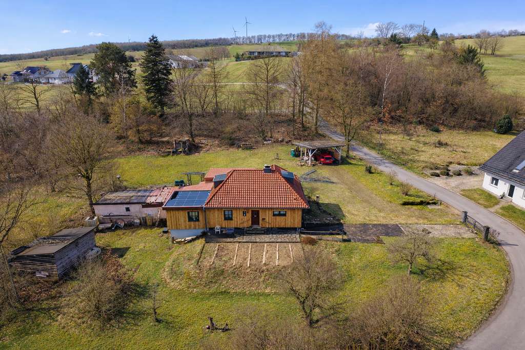 Immobilie in Leisel - Wohnen mit Weite – Einfamilienhaus auf 5.230 m² mit Wintergarten & Bauplatzoption - Bild 0