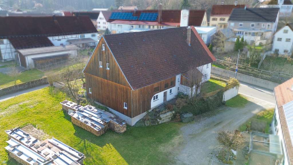 Immobilie in Osterberg - Einzigartiges Haus mit enormen Potenzial in Osterberg - Bild 3